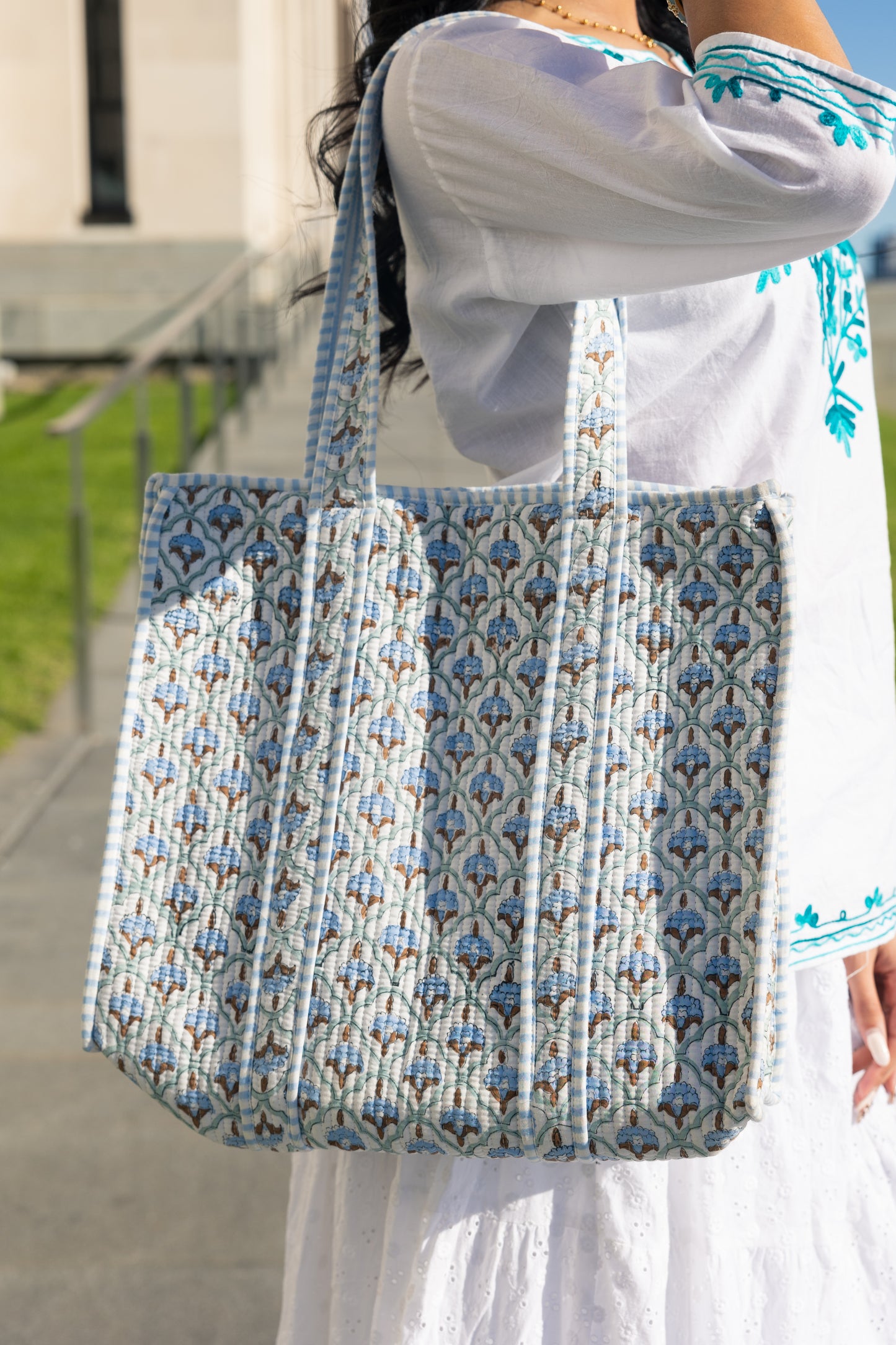 The Vaani Tote